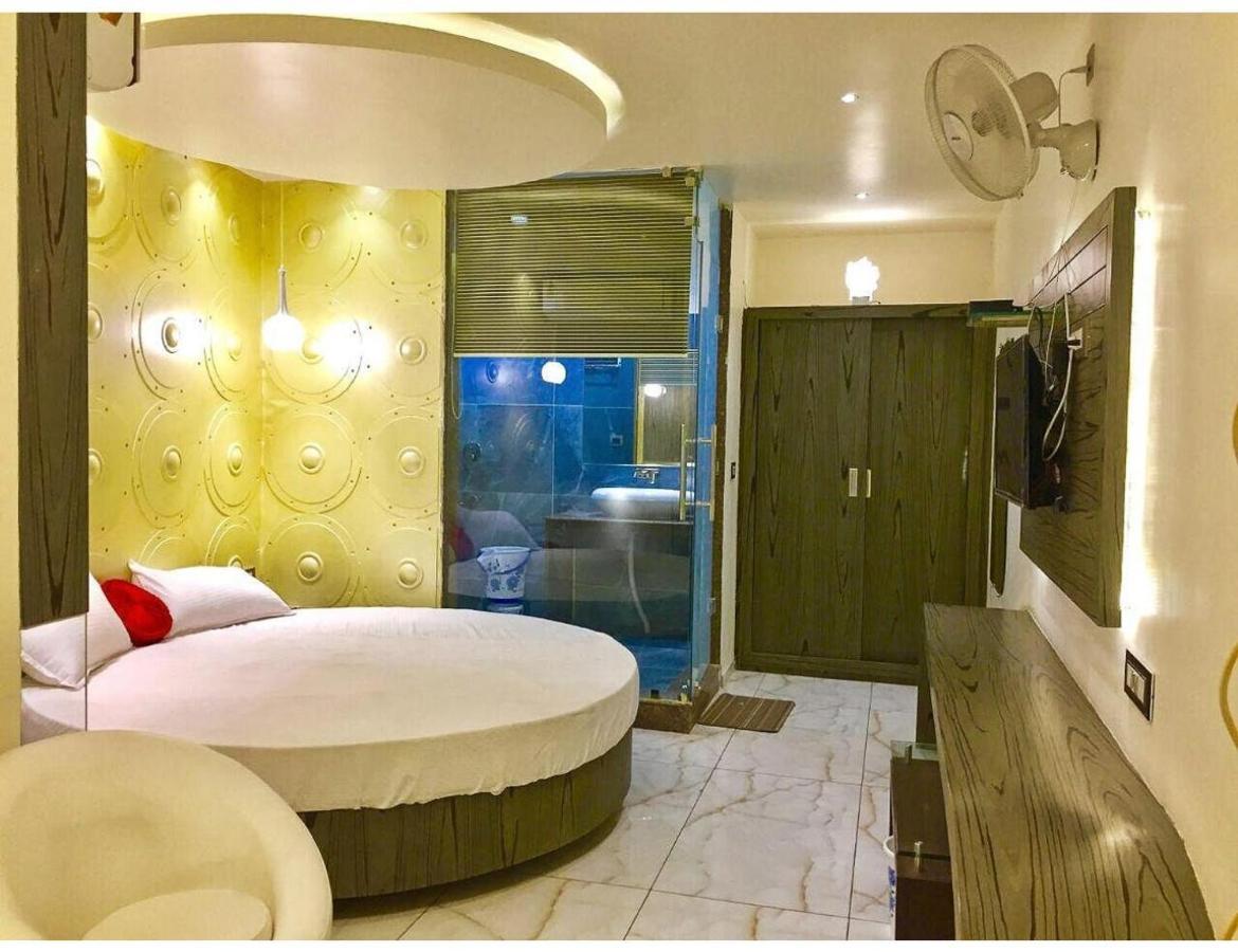 Hotel The Royal, Sehore Kültér fotó